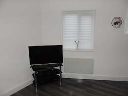 Captivating 1-bedroom Apartment in Bolton