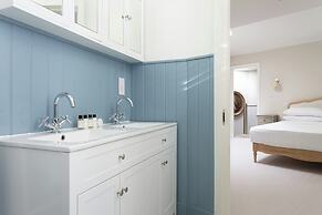 Bathurst Mews II by Onefinestay