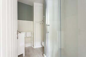 Bathurst Mews II by Onefinestay