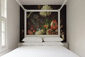 Bathurst Mews II by Onefinestay