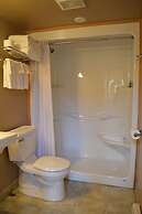 3 Pines Lodge Muskoka