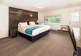 3 Pines Lodge Muskoka