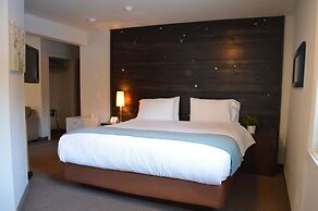 3 Pines Lodge Muskoka