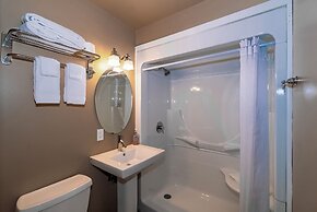 3 Pines Lodge Muskoka