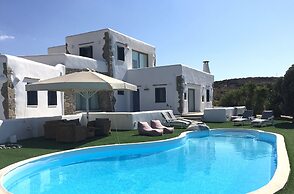 Villa Splendida in Paros