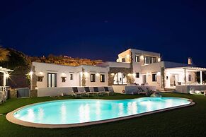 Villa Splendida in Paros