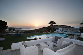 Villa Splendida in Paros