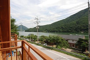 Gapyeong Leupuang Pension