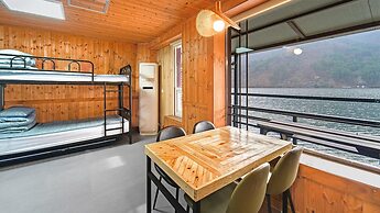 Gapyeong Leupuang Pension