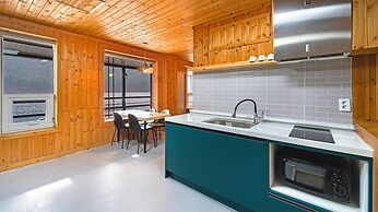 Gapyeong Leupuang Pension