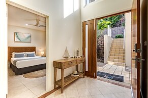 La Bella Waters 5 Oceanview BBQ Buggy