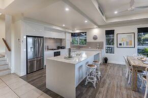 La Bella Waters 5 Oceanview BBQ Buggy