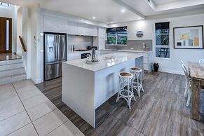 La Bella Waters 5 Oceanview BBQ Buggy