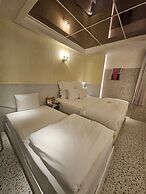 Hotel February Dongdaegu