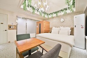 Hotel February Dongdaegu