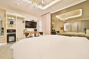 Hotel February Dongdaegu