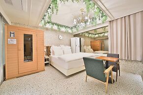 Hotel February Dongdaegu