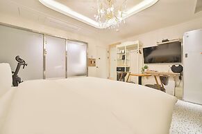 Hotel February Dongdaegu