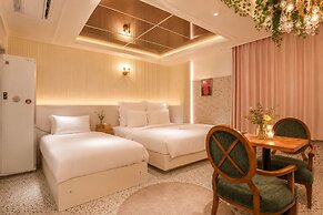 Hotel February Dongdaegu