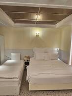 Hotel February Dongdaegu