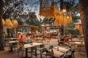 Valamar Amicor Resort