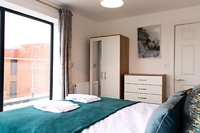 Livestay - 2bed Penthouse With Wrap Around Balcony