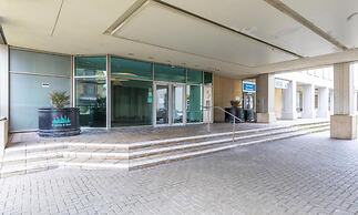 Ocean Walk 2 Bedroom Apartment Moments From the Seaside