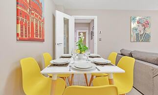 Ocean Walk 2 Bedroom Apartment Moments From the Seaside