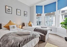 Hove Actually House - 4 Bedrooms - Garden