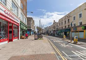 Right On Bright On Apartment 1A - City Centre Luxury Apartments