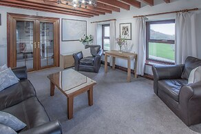 Stormy Castle - 6 Bedroom - Llangenith