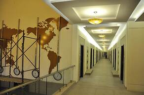 Pride Biznotel Manjusar