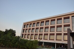 Pride Biznotel Manjusar