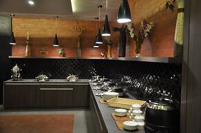 Pride Biznotel Manjusar