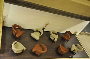 Pride Biznotel Manjusar