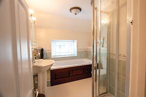 Bayview House - 4 bedroom - Llanmadoc