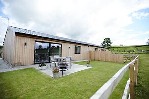 Ingleborough Lodge