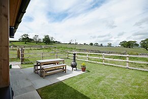 Whernside Lodge