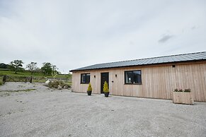 Whernside Lodge