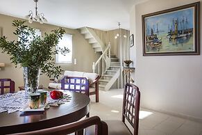 Villa Serenity Sleeps 9