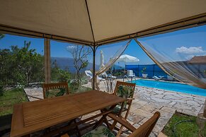 Villa Serenity Sleeps 9