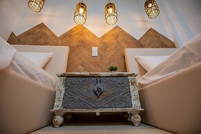 Villa Serenity Sleeps 9