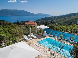 Villa Serenity Sleeps 9