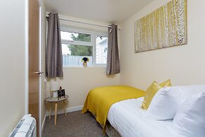 Luxury Burgess Apartments