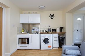 Luxury Burgess Apartments