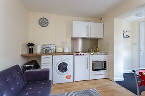 Luxury Burgess Apartments