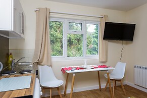 Luxury Burgess Apartments