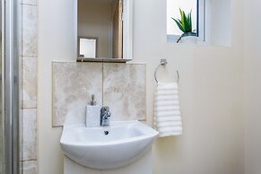 Luxury Burgess Apartments