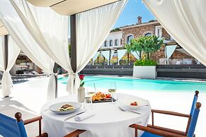 Hotel Delle Rose a Luxury Boutique Hotel