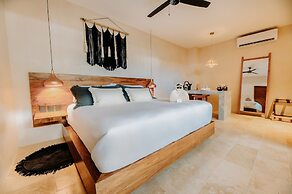 Majaro Apartments